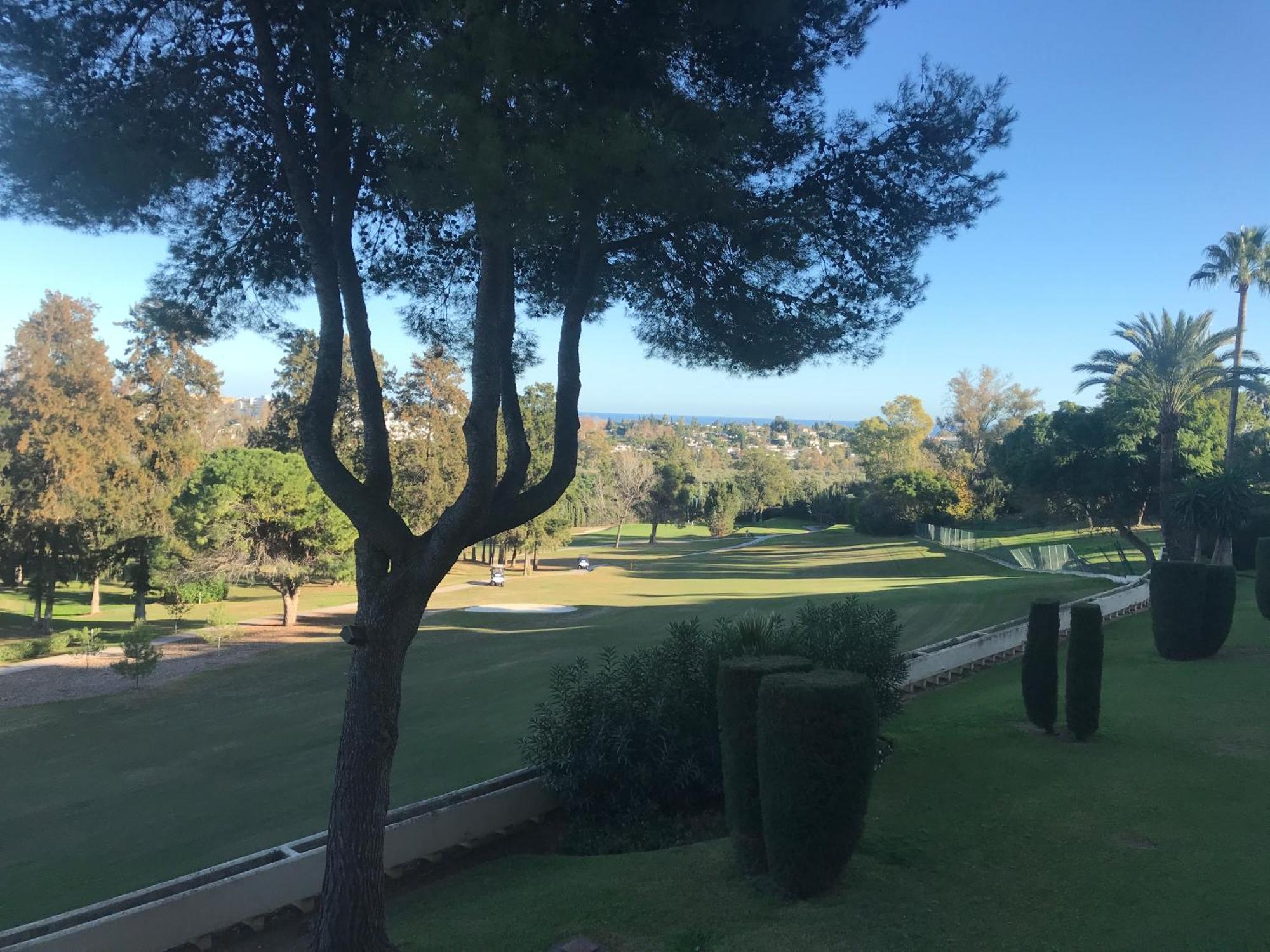 Deluxe Con Bano Privado En Atalaya Apartagolf, Accommodatie bij particulieren